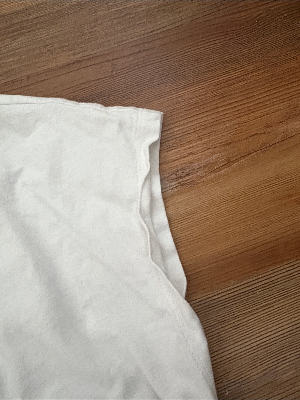 Wilfred White Side-Drawstring Ruched Tank - Picture 4 of 4